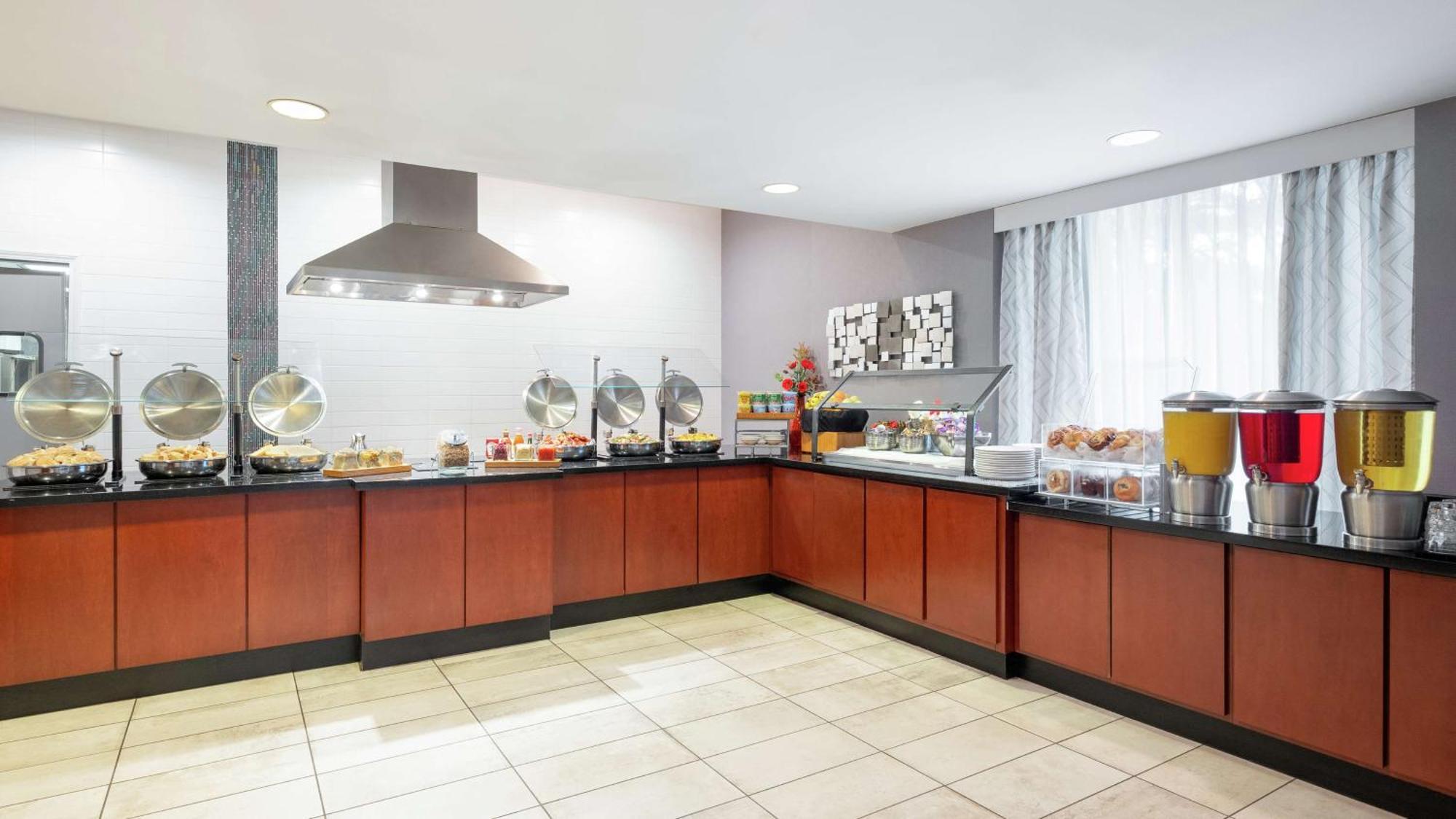 Doubletree By Hilton Atlanta Airport Ξενοδοχείο College Park Εξωτερικό φωτογραφία