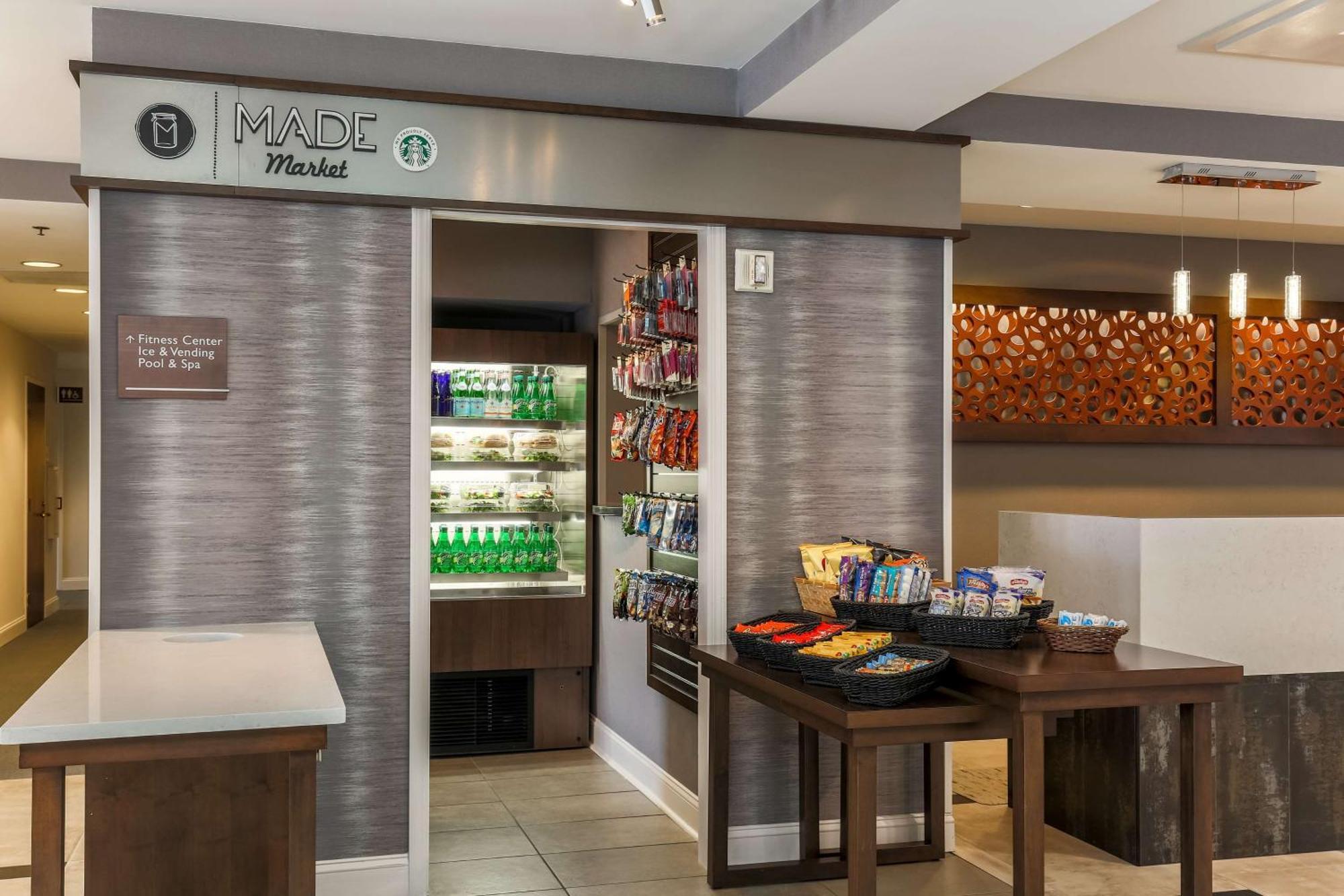 Doubletree By Hilton Atlanta Airport Ξενοδοχείο College Park Εξωτερικό φωτογραφία